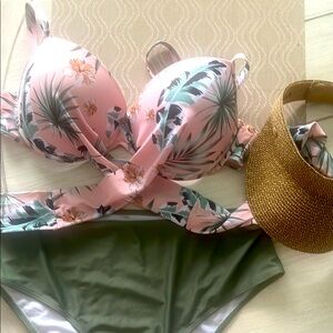 Elegant Green Bikini. Floral top and scala sun visor